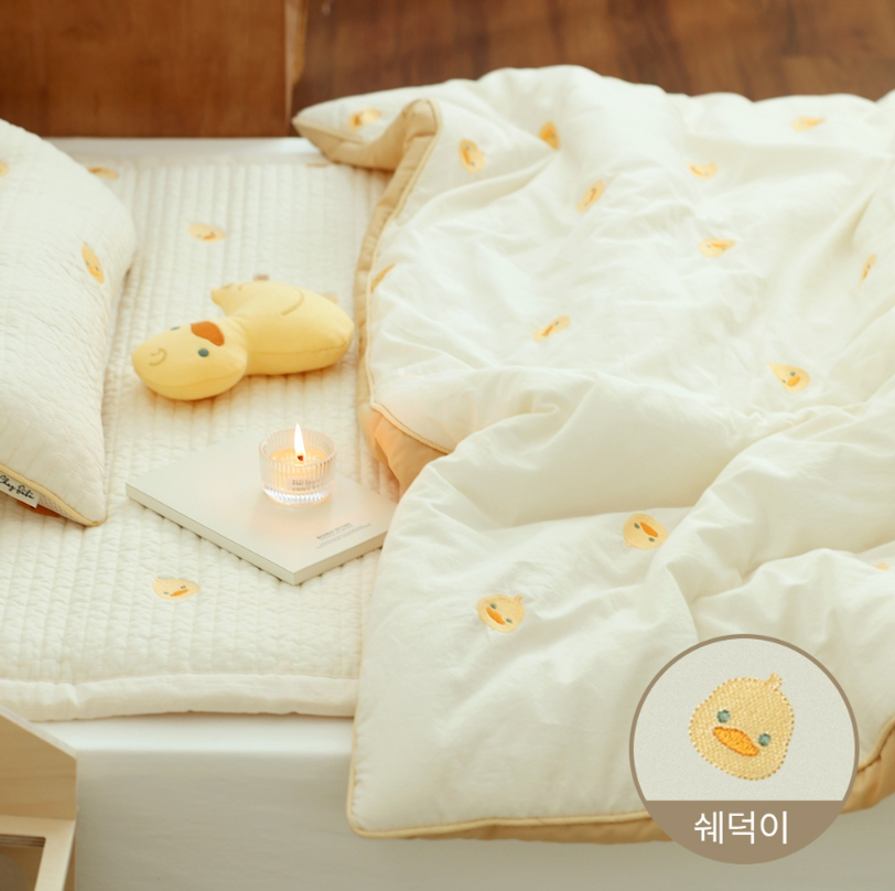 Cheduck(Duck) Embroidered Comforter