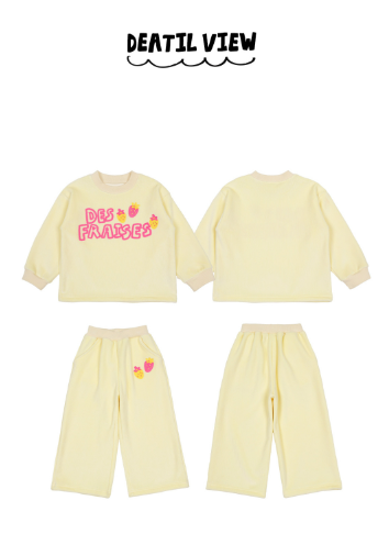 BEBEBEBE WINTER Strawberry corduroy set