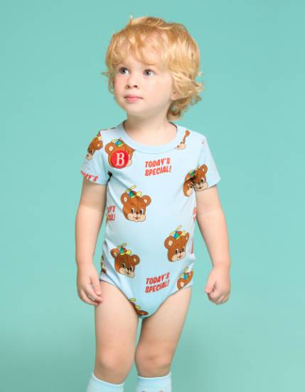 BEBE DE PINO 	All over cool bear baby bodysuit set