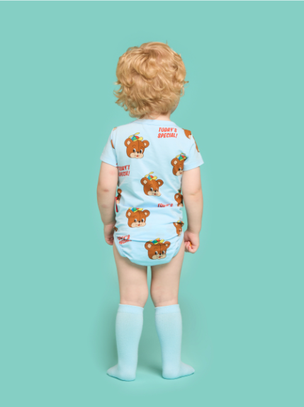 BEBE DE PINO 	All over cool bear baby bodysuit set