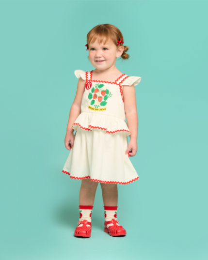 BEBE DE PINO Strawberry baby ruffle sleeveless dress