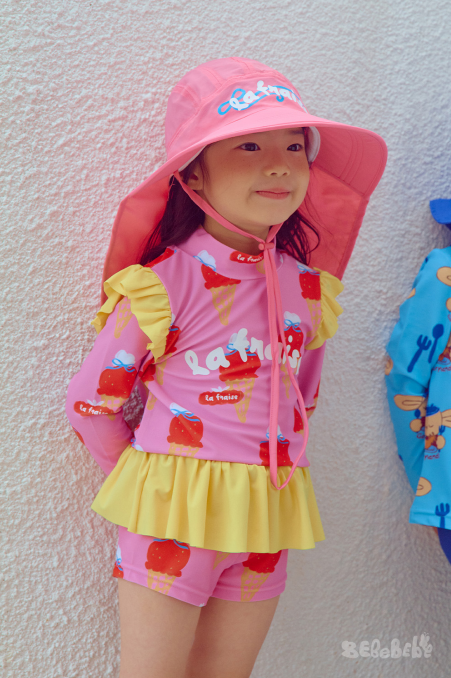 BEBEBEBE SUMMER Strawberry Ice cream neck guard swim cap