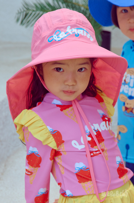 BEBEBEBE SUMMER Strawberry Ice cream neck guard swim cap