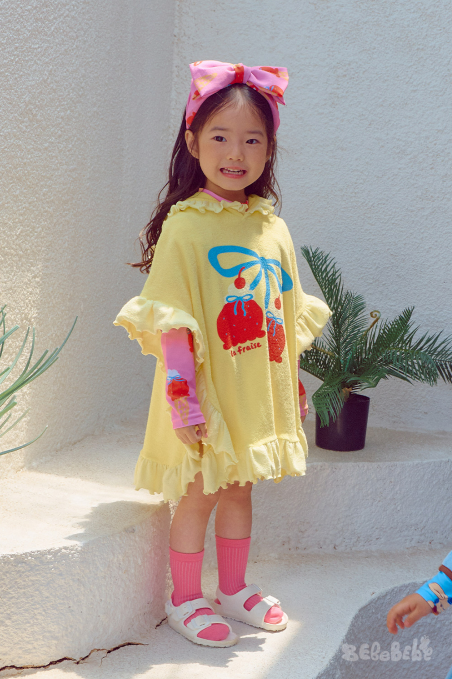 BEBEBEBE SUMMER Strawberry Ice cream frill poncho towel (YELLOW)