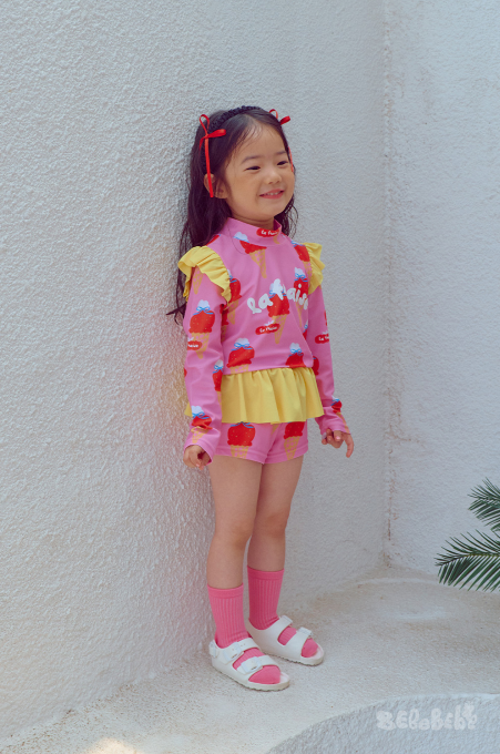 BEBEBEBE SUMMER Strawberry Ice cream frill rash guard SET (PINK)