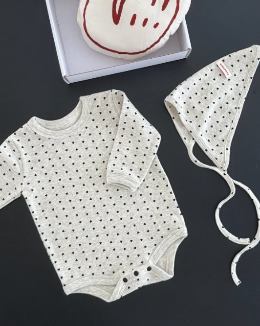 RAWUMBER Heart kong baby suit