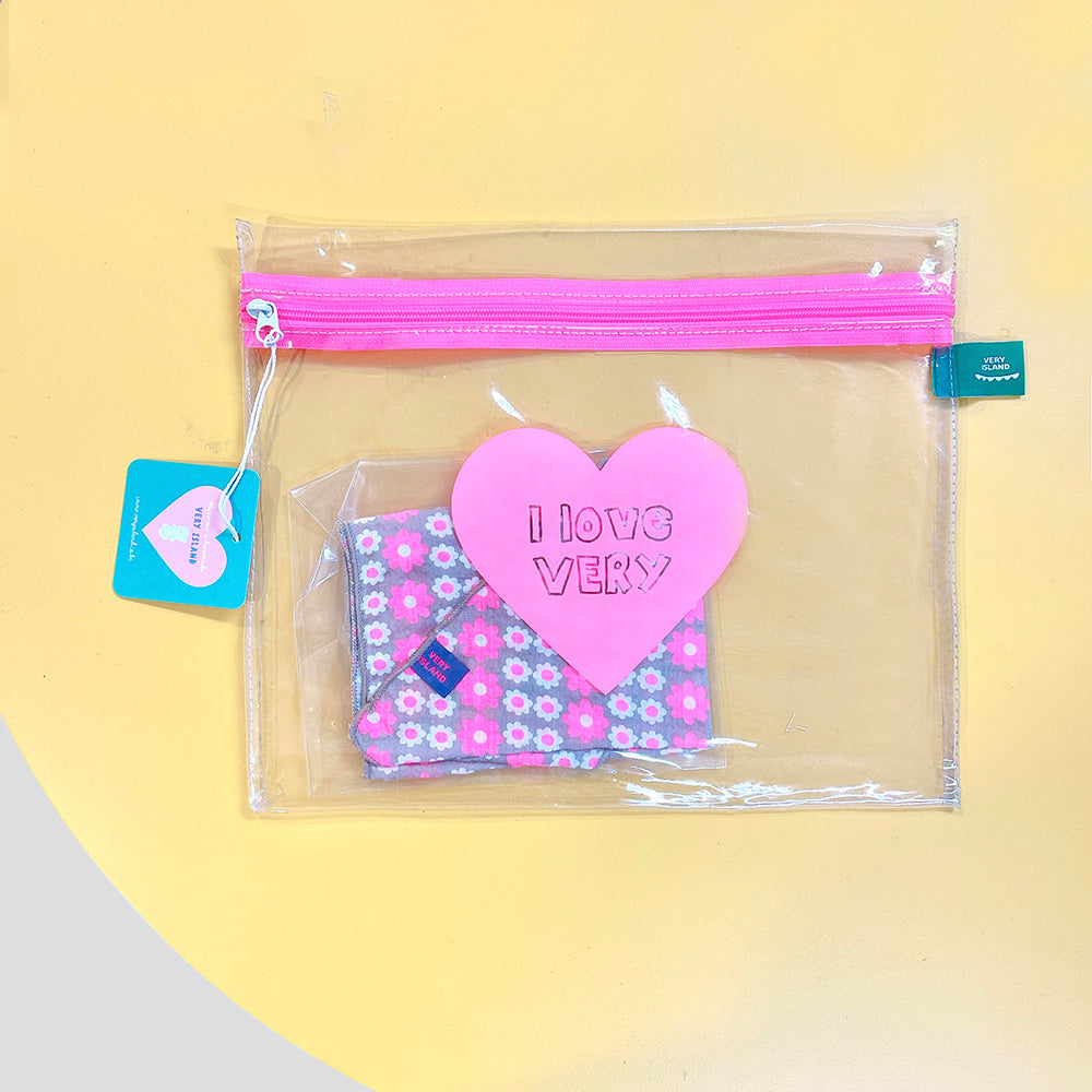 VERY ISLAND Clear Heart Pouch