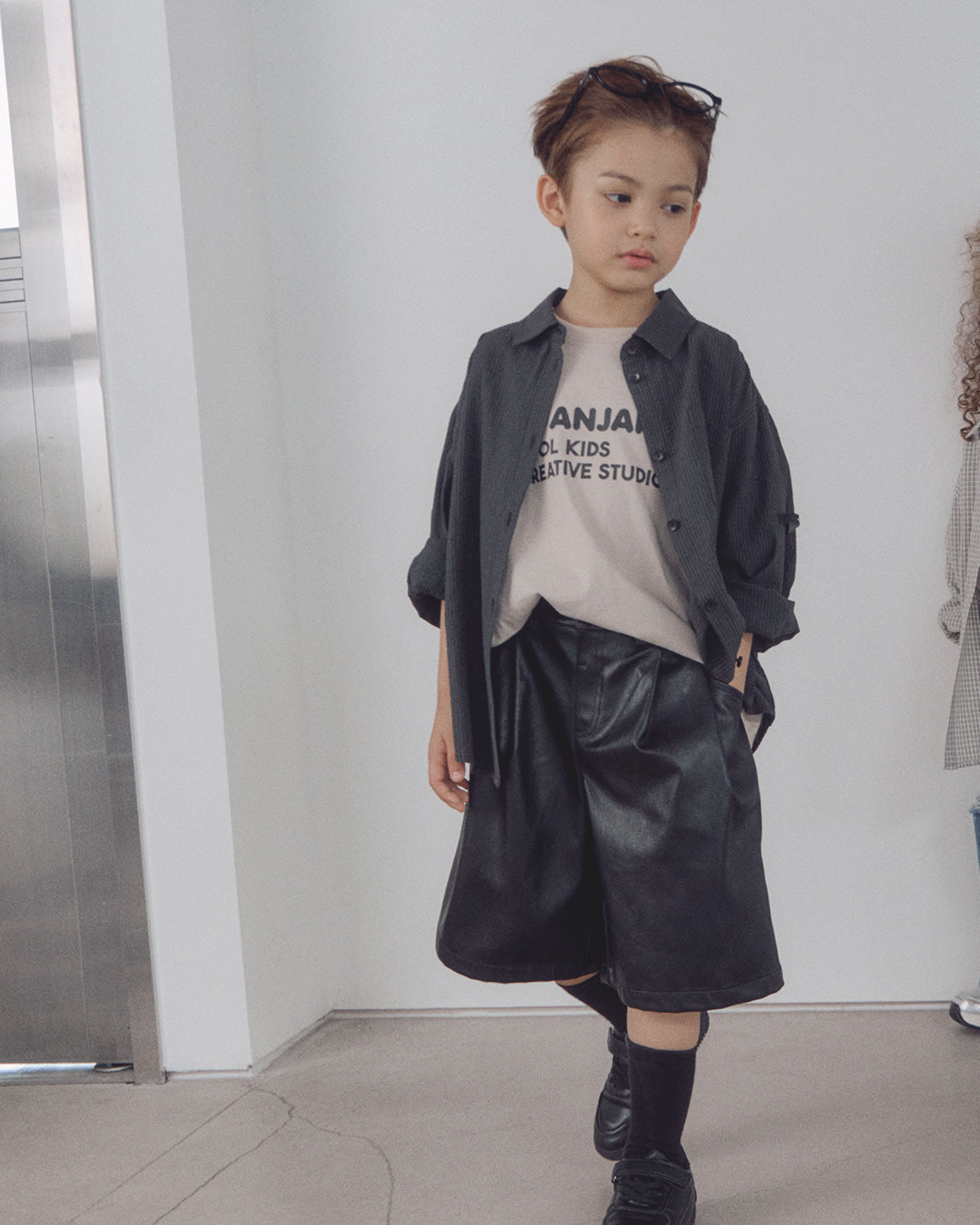 ROANJANE Groovy shirt (Black)