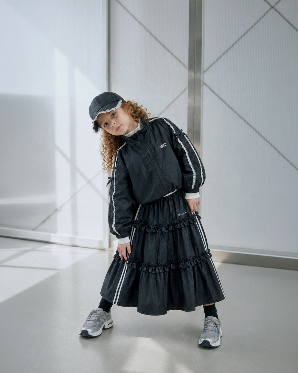 ROANJANE Carry windbreaker jacket