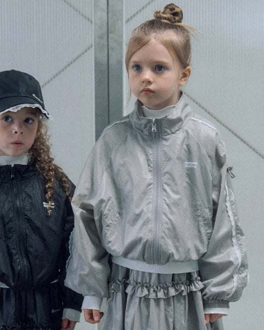 ROANJANE Carry windbreaker jacket (Silver)