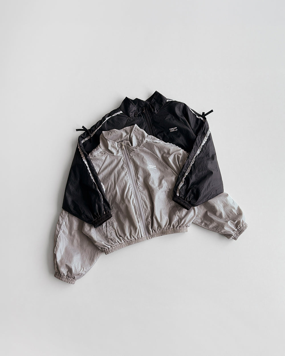 ROANJANE Carry windbreaker jacket