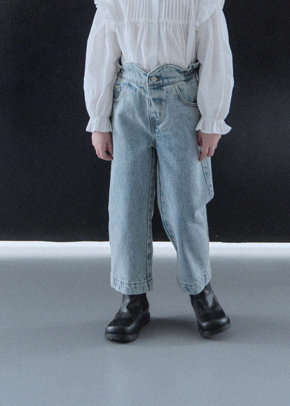 ROANJANE flower powder denim pants