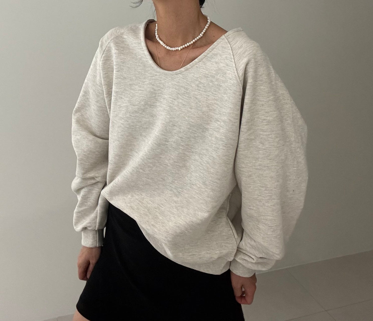 MOMS WEAR Deep V-neck Sweatshirt