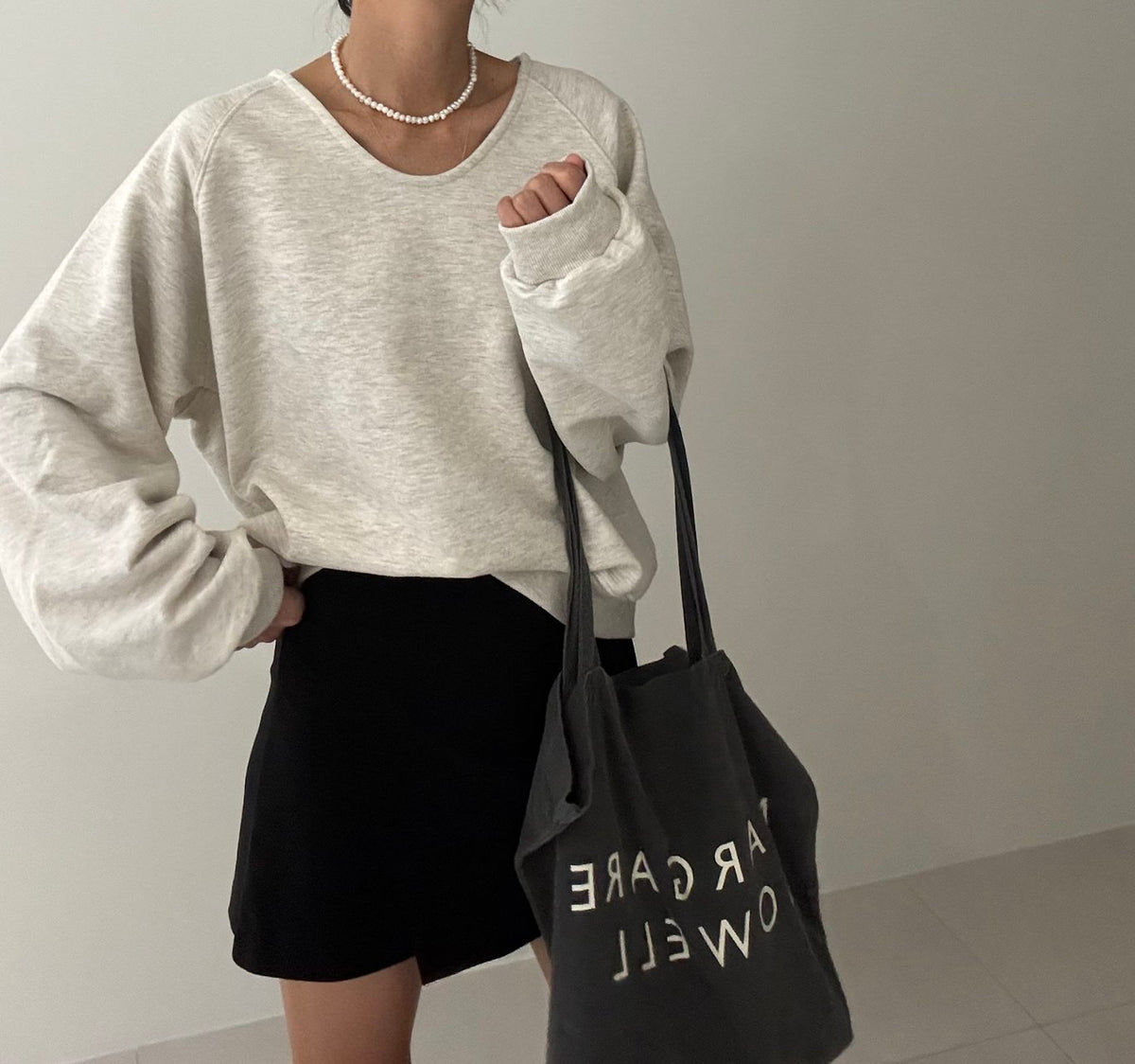 MOMS WEAR Deep V-neck Sweatshirt