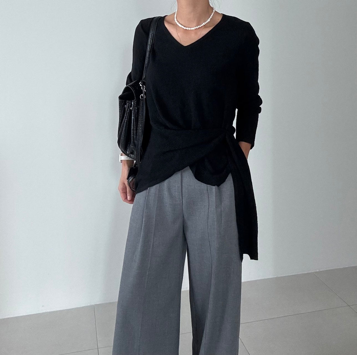 MOMS WEAR Armand Cross Knit