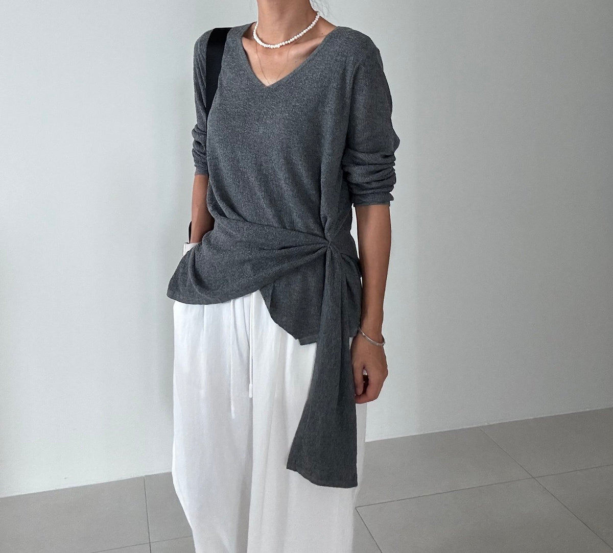 MOMS WEAR Armand Cross Knit