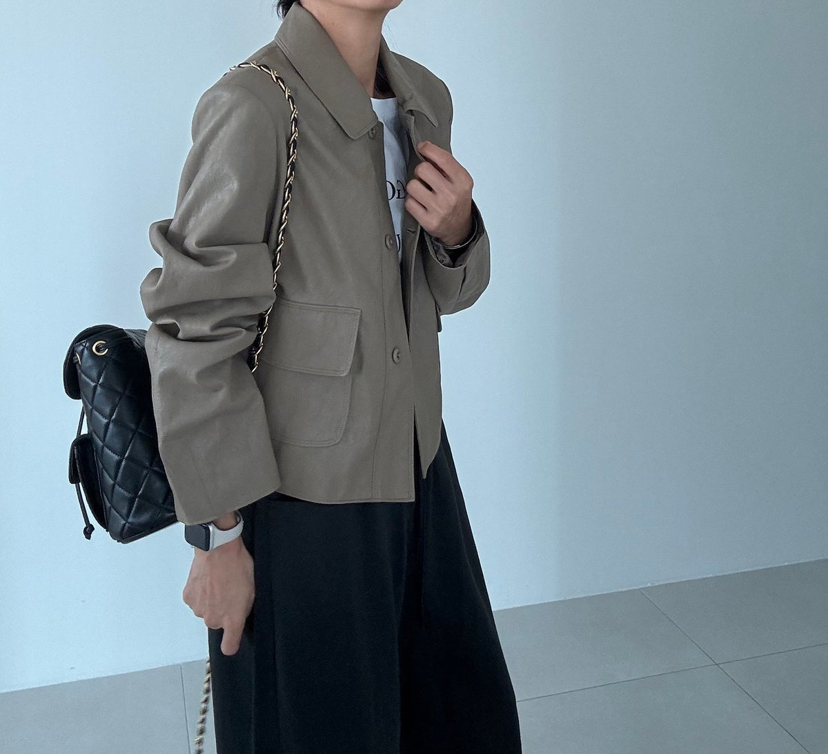 MOMS WEAR Basic Collar Leather Crop Leather Jacket