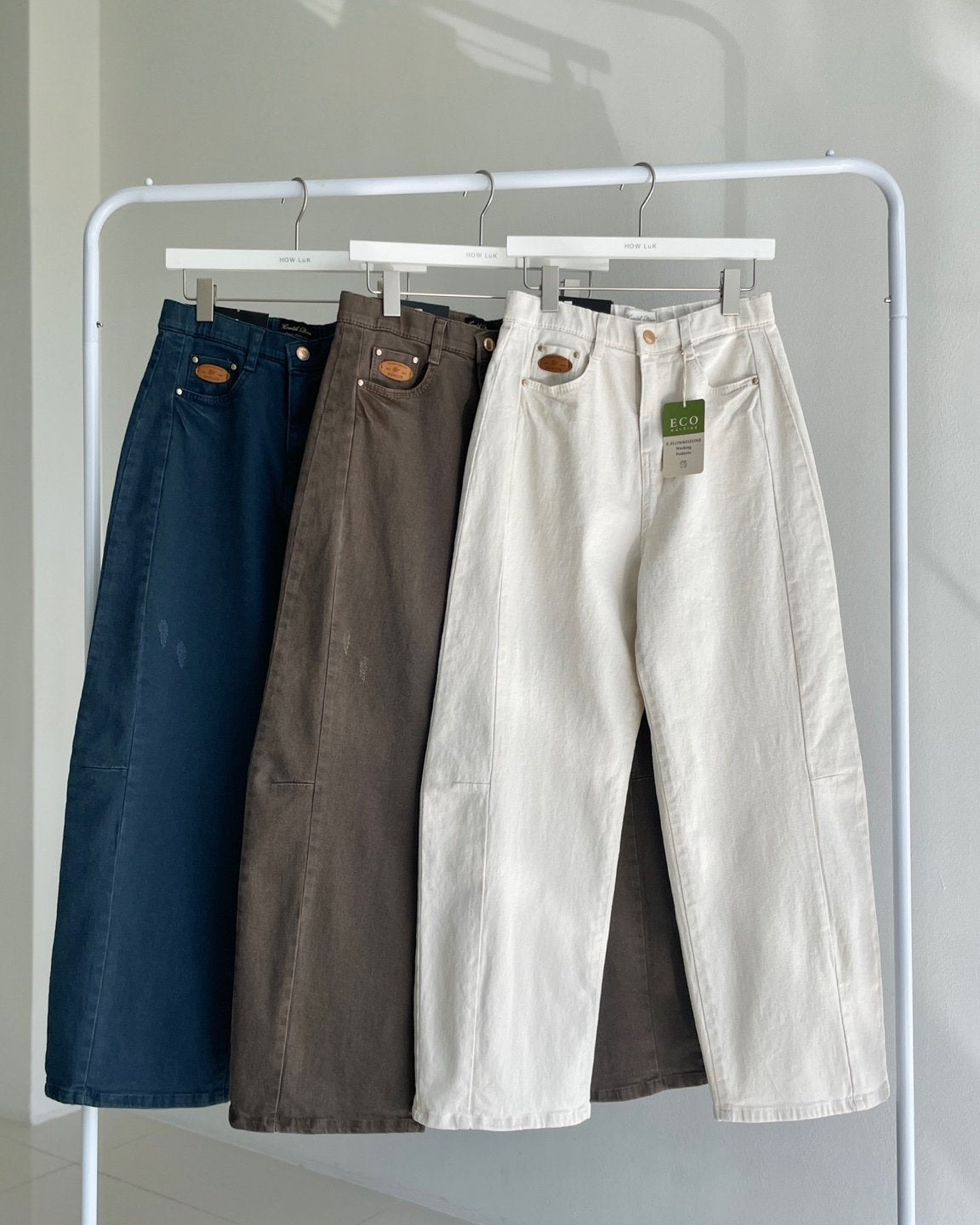 MOMS WEAR HOWLUK Curved wide pants