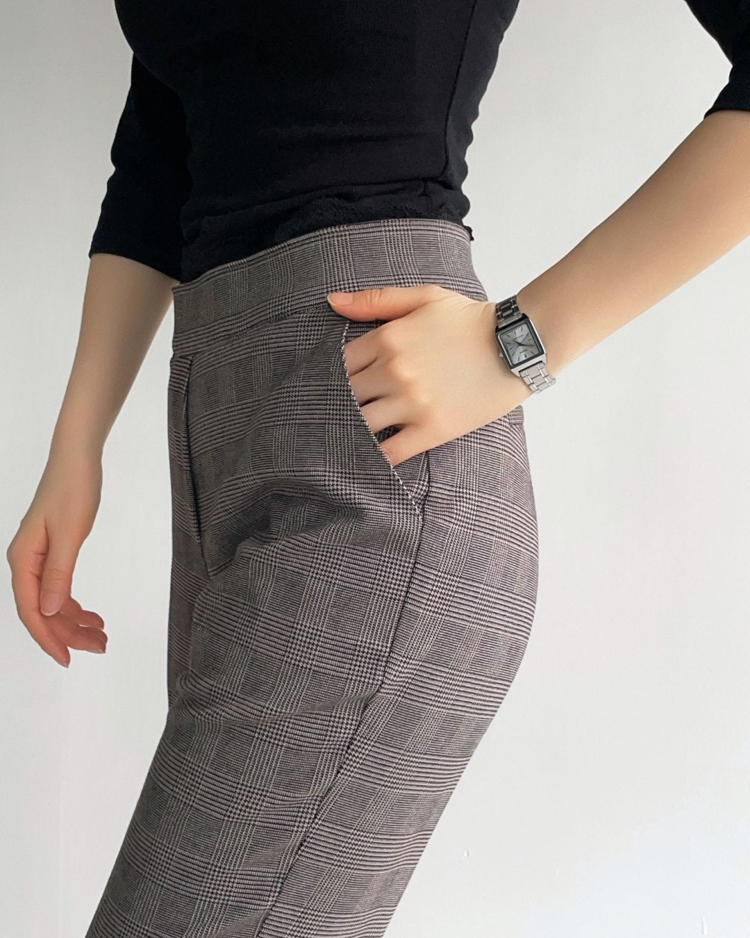 MOMS WEAR HOWLUK Checkered bootcut pants