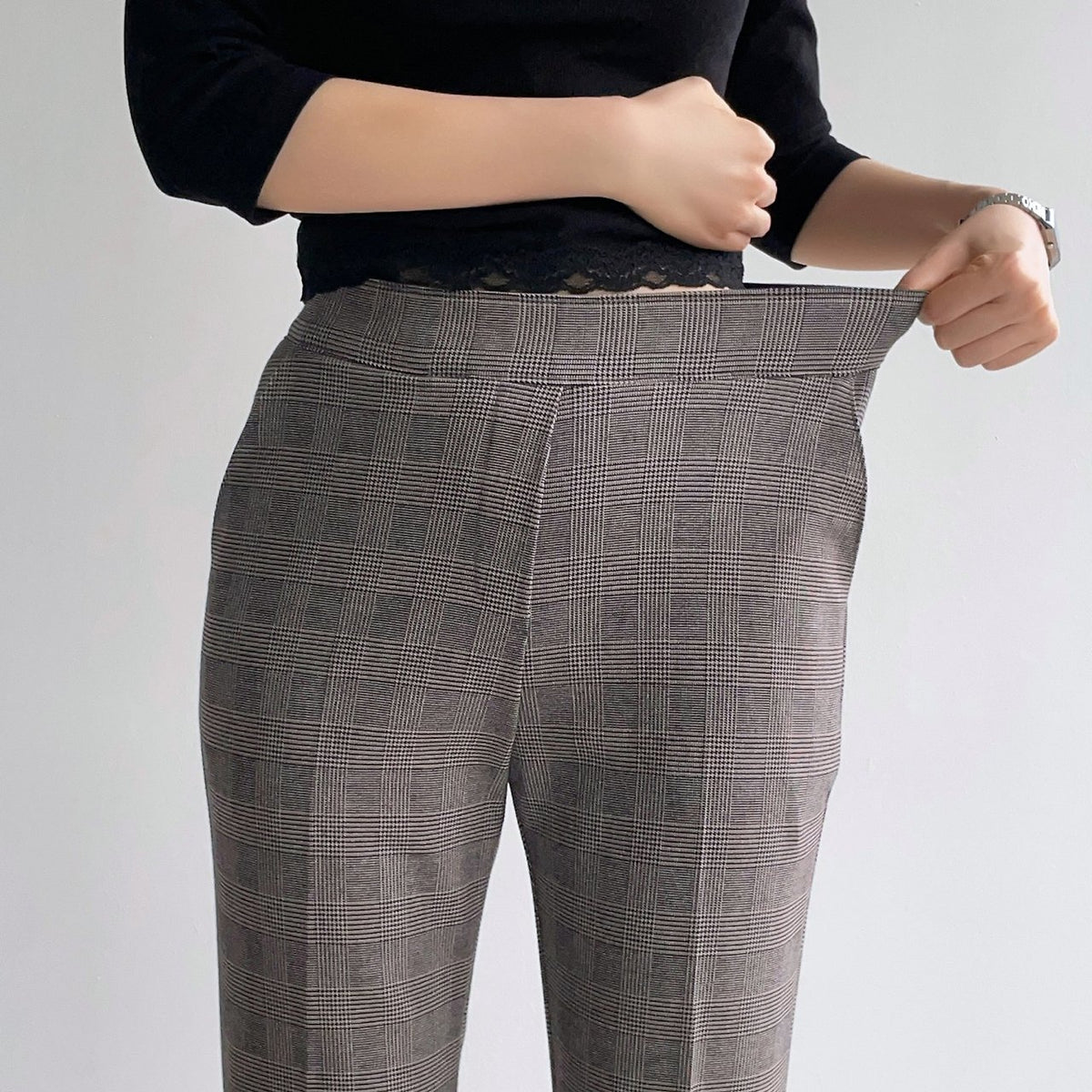 MOMS WEAR HOWLUK Checkered bootcut pants