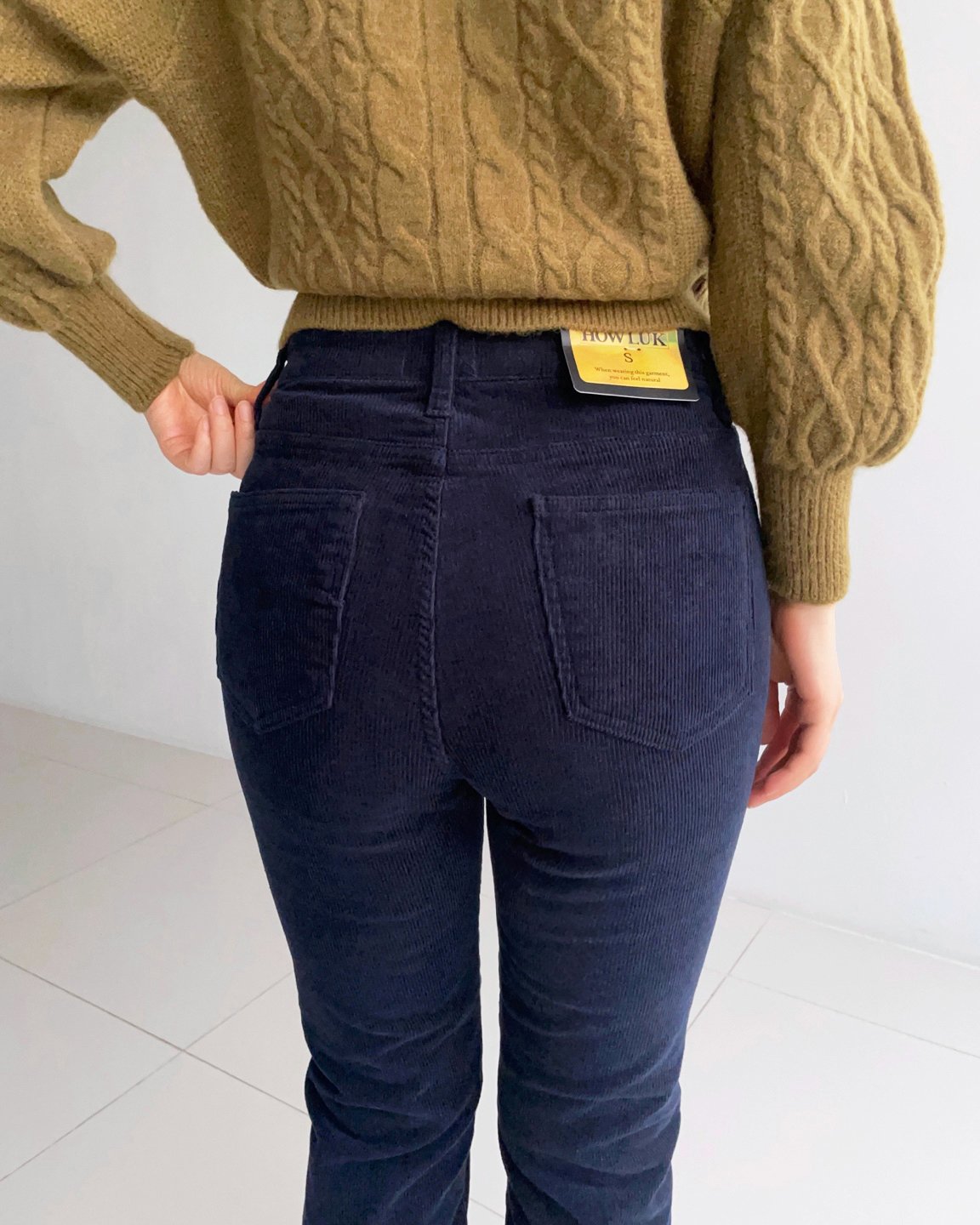MOMS WEAR HOWLUK Corduroy span straight fit pants (Fleece inside)