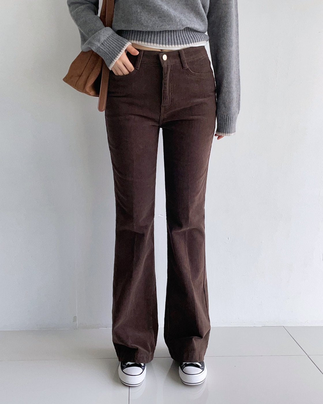 MOMS WEAR HOWLUK Corduroy flare pants
