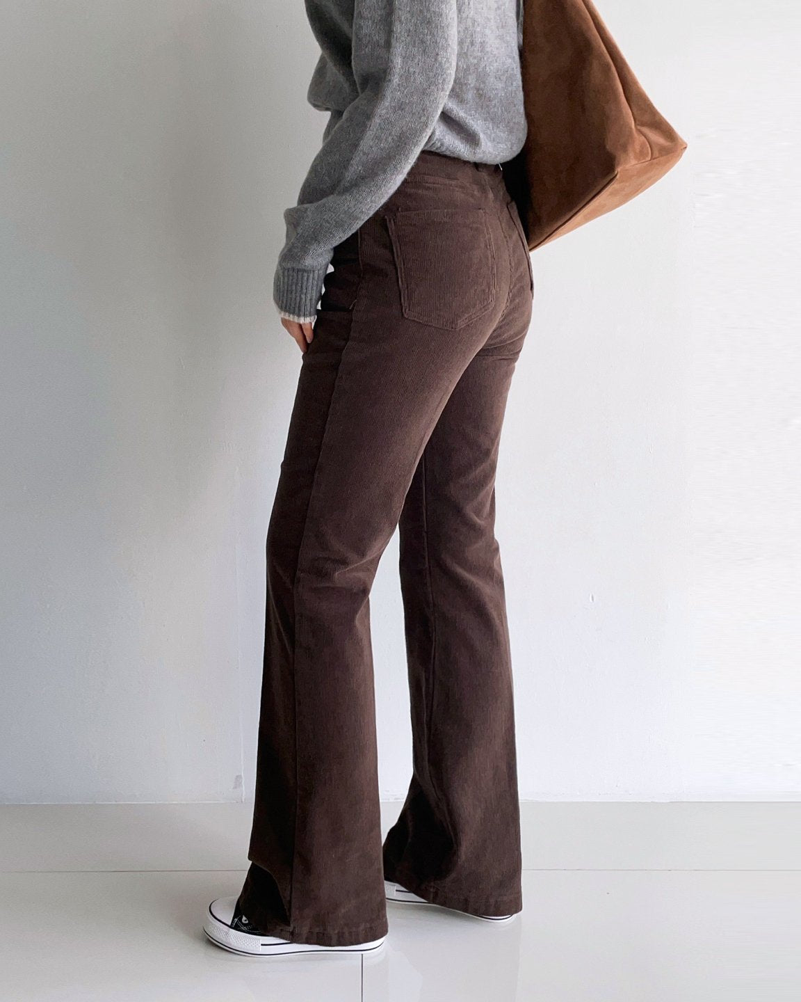 MOMS WEAR HOWLUK Corduroy flare pants