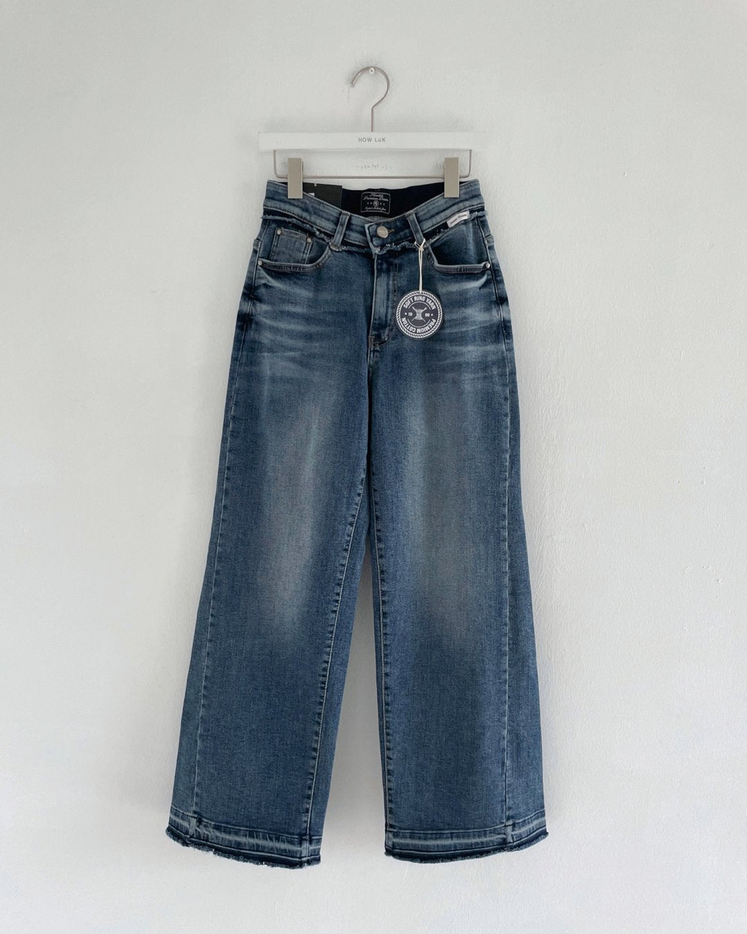 MOMS WEAR HOWLUK Washed denim pants