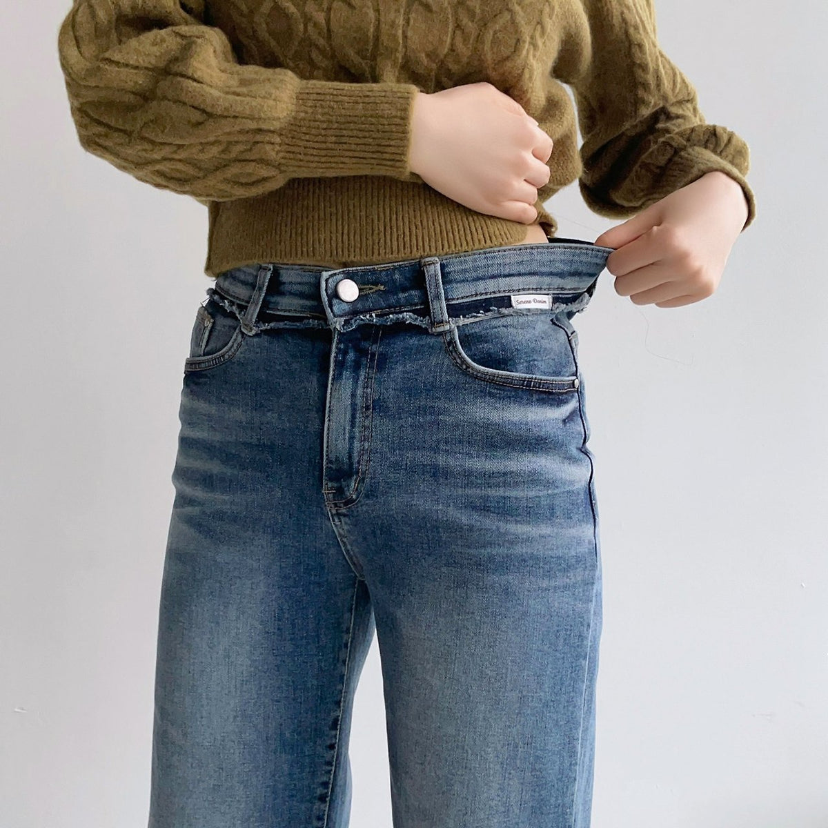 MOMS WEAR HOWLUK Washed denim pants