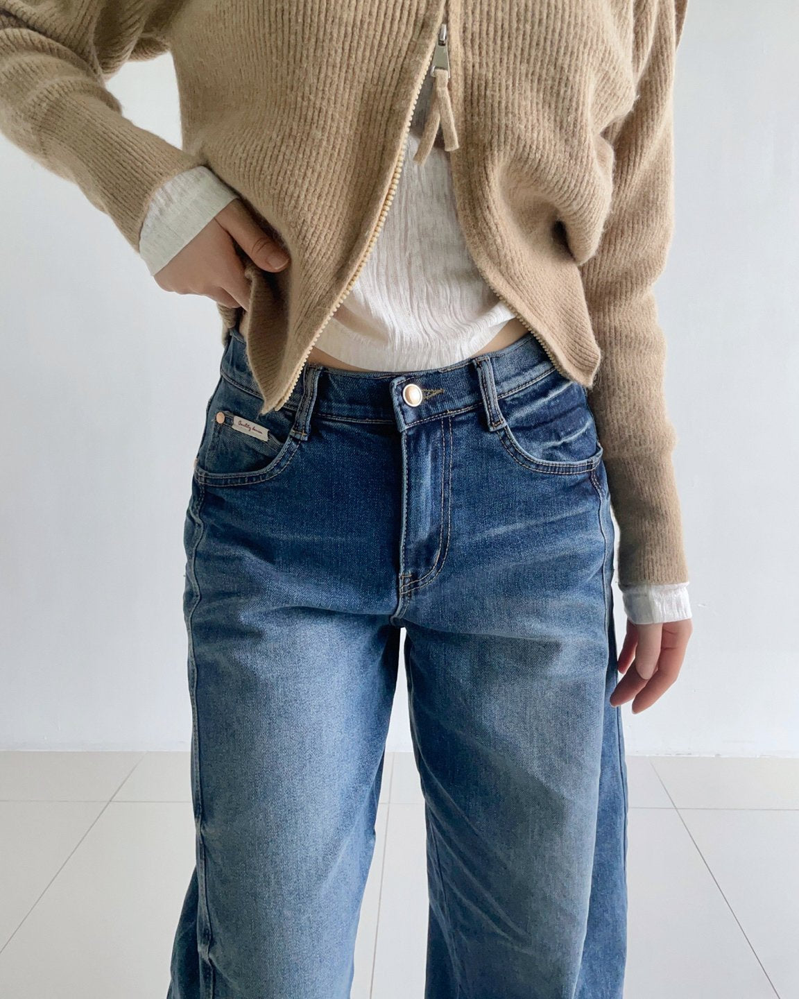 MOMS WEAR HOWLUK Embo barrel pants