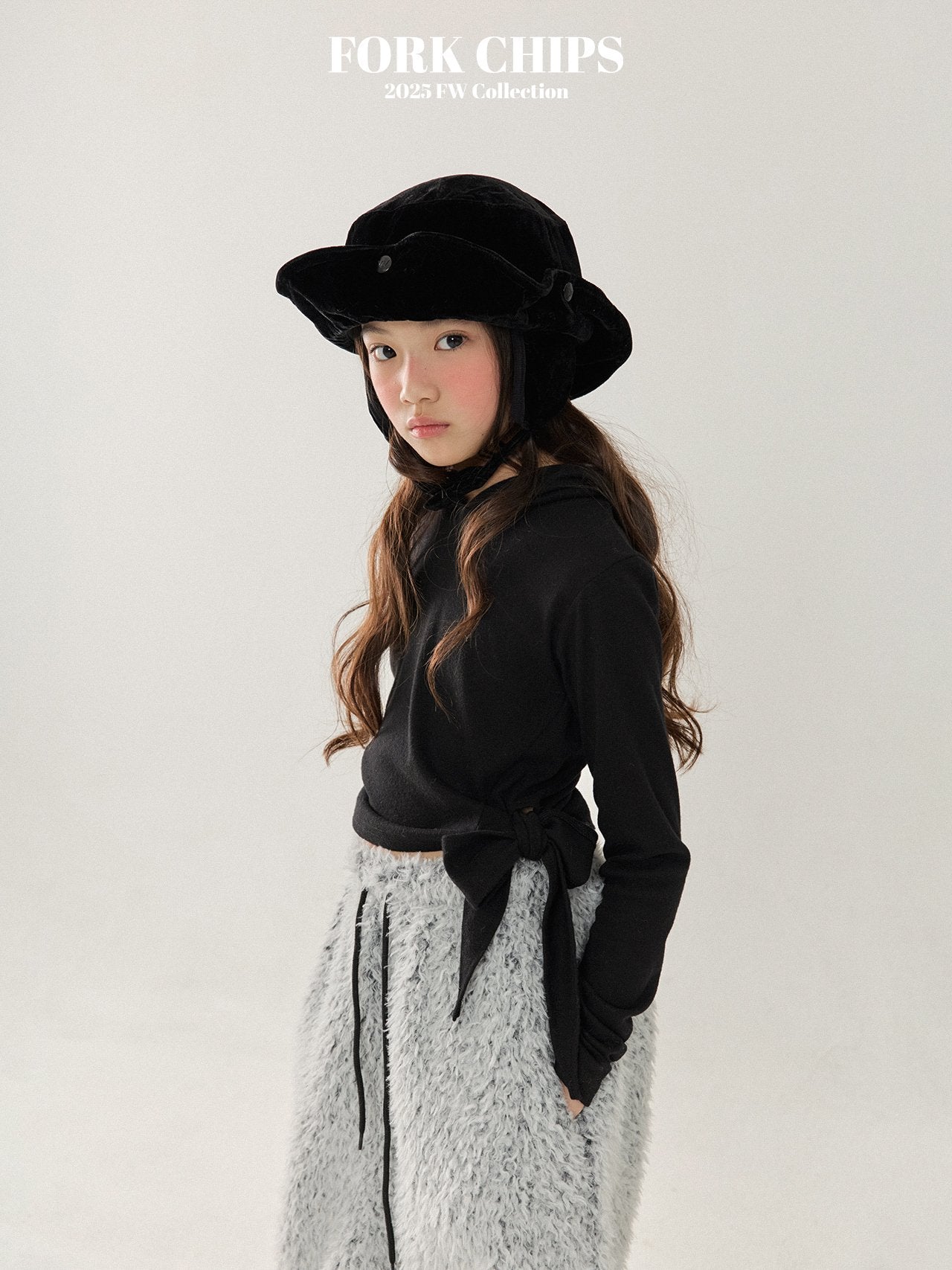 FORK CHIPS Jessi twisted hood top