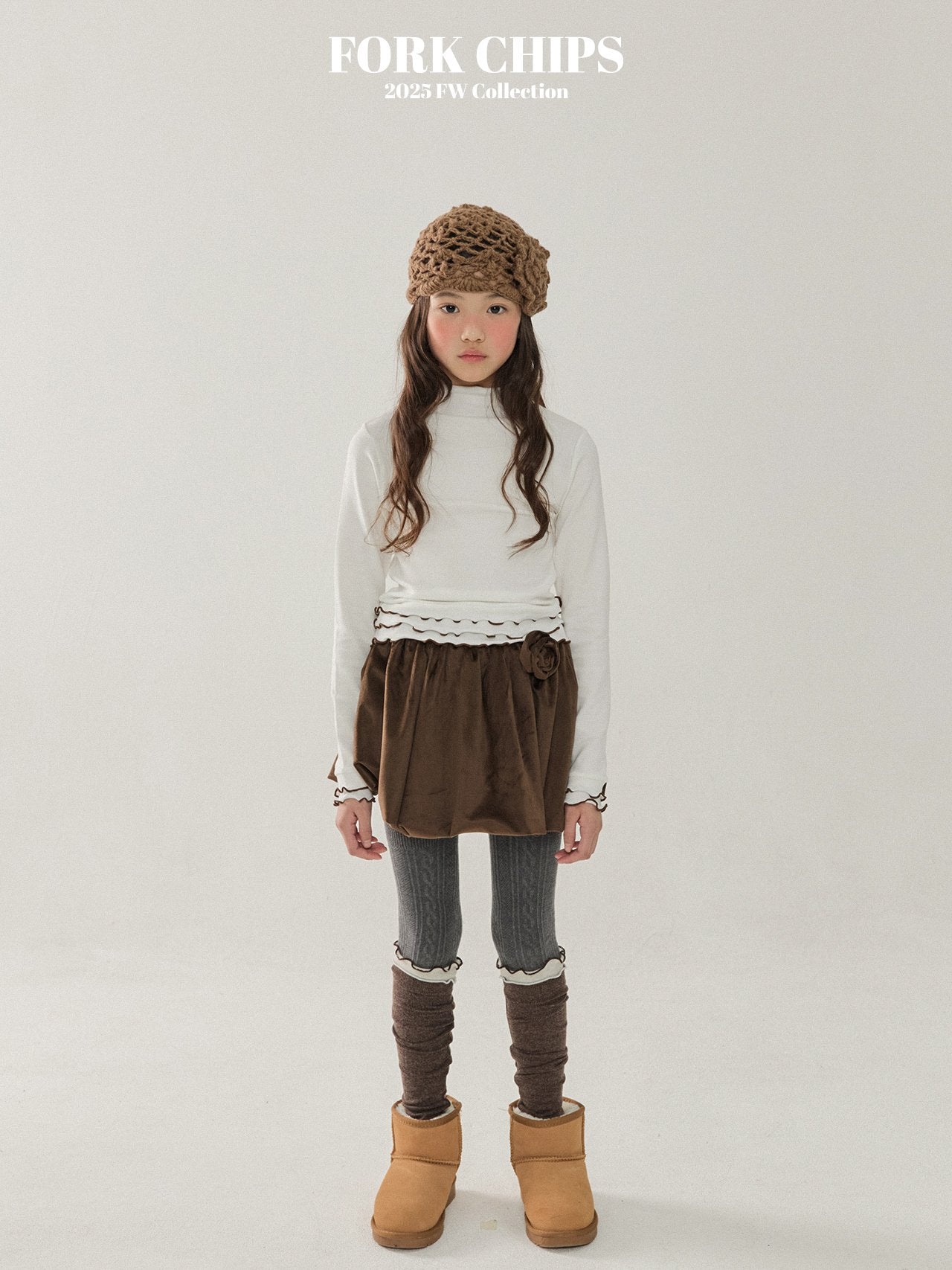 FORK CHIPS Ruffle turtle neck top