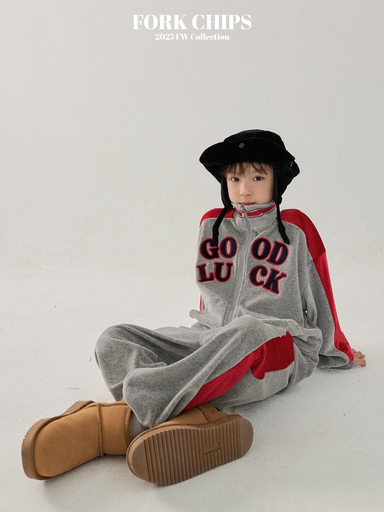 FORK CHIPS Good luck velour zip up set