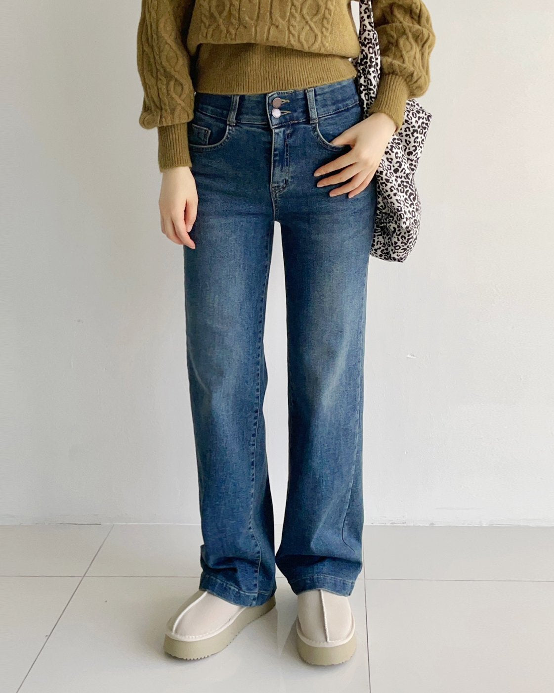 MOMS WEAR HOWLUK Two button wide denim pants (Fleece inside)