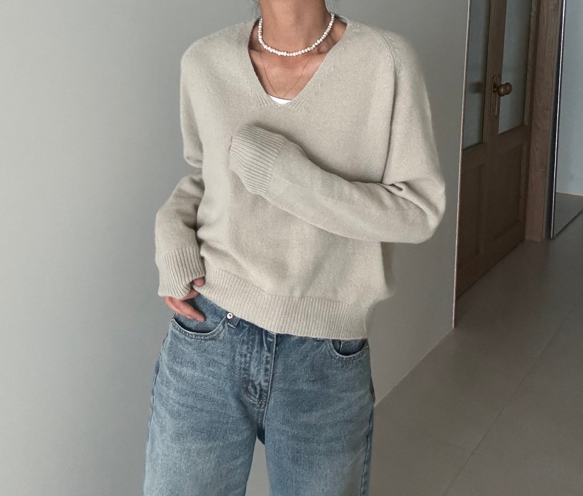 MOMS WEAR Angora V-neck Knit