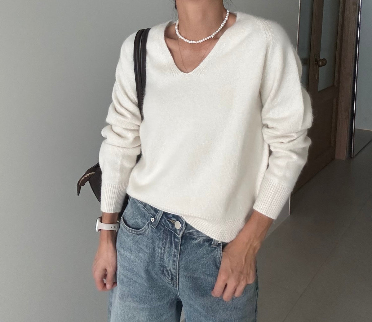 MOMS WEAR Angora V-neck Knit