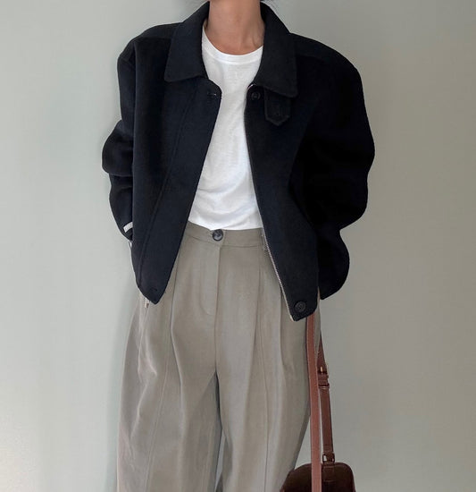 MOMS WEAR Stand Collar Hand-Hand Jumper