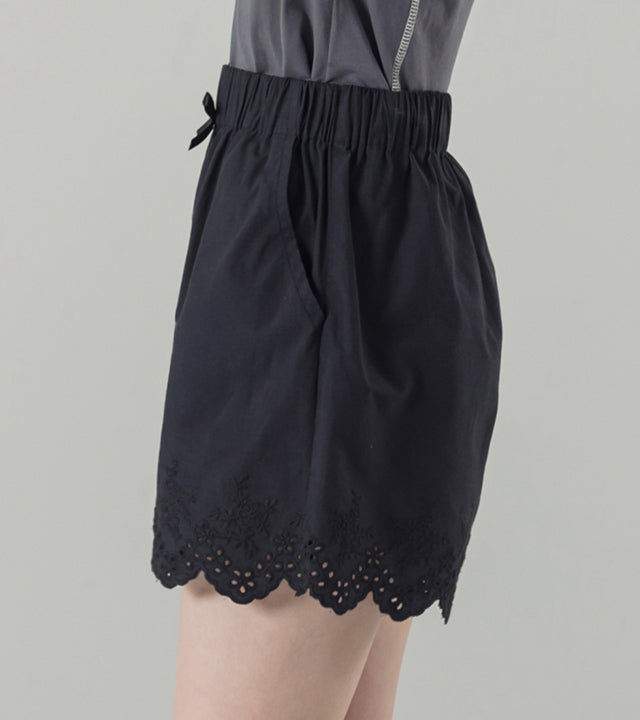 I LOVE J riend eyelt shorts