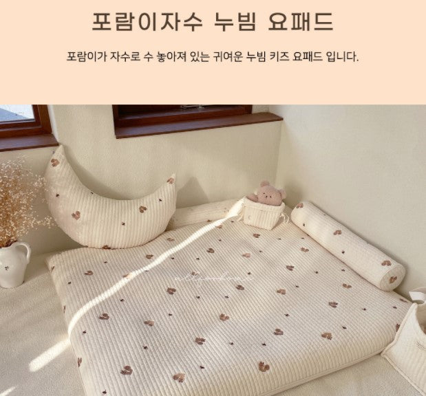 All4home Squirrel and Acorn Quilted Kids Size Korean-style mattress