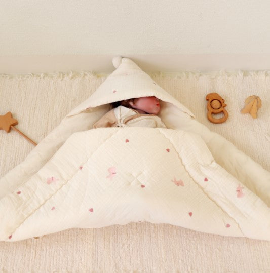 Heart and Rabbit Swaddle Blanket / Pad