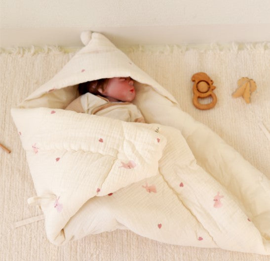 Heart and Rabbit Swaddle Blanket / Pad