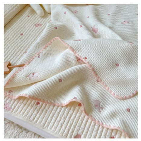 Heart and Rabbit Jacquard Blanket