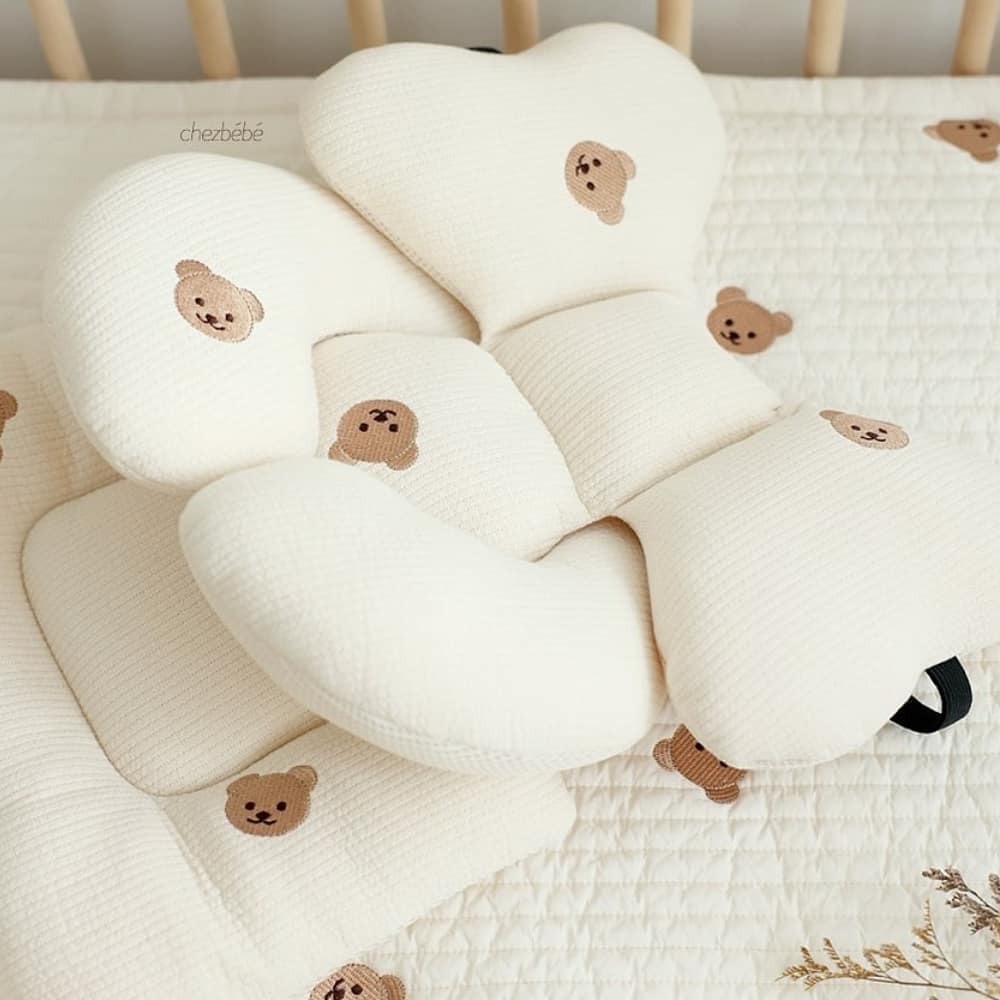 Chezbebe The Little Bear Baby Neck Pillow
