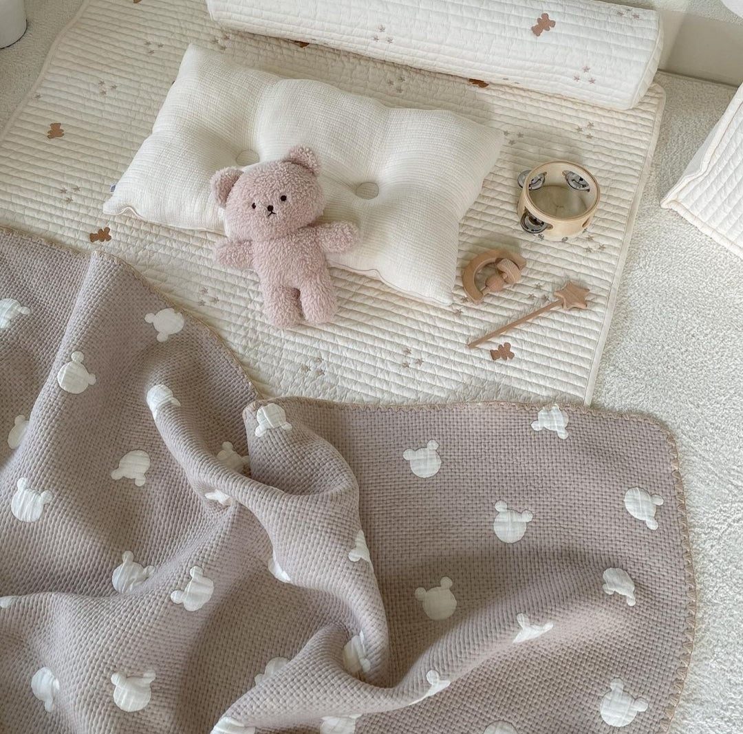 Pogomi Jacquard Blanket